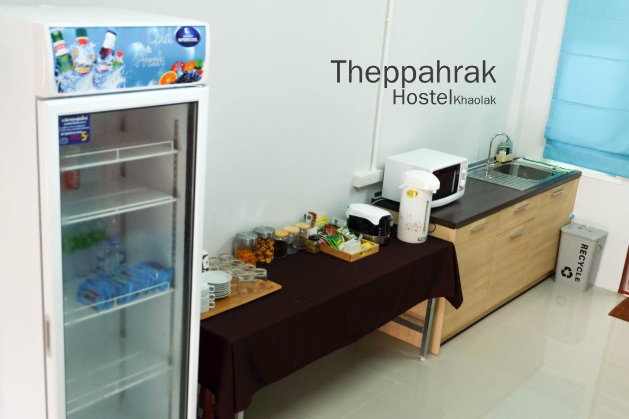 Theppahrak Hostel Khaolak Khao Lak Exterior foto